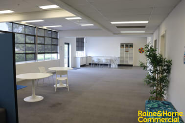 9 Longfield Street Lansvale NSW 2166 - Image 3