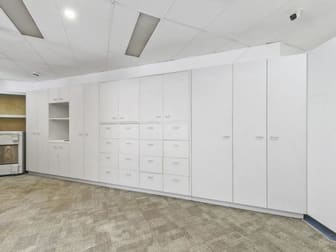 5/3142 Surfers Paradise Boulevard Surfers Paradise QLD 4217 - Image 2