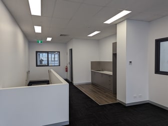 Click to view all images 2/6 Ponting St Williamstown VIC 3016 - Image 3