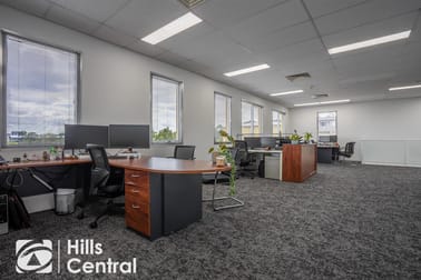17b/10 Gladstone Road Castle Hill NSW 2154 - Image 3