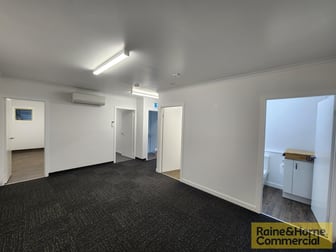 10/254 South Pine Road Enoggera QLD 4051 - Image 2
