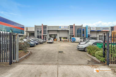 1 & 2/6 Lucknow Crescent Thomastown VIC 3074 - Image 1