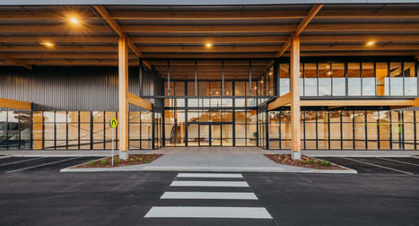 Click to view all images 15 Chifley Drive Moorabbin Airport VIC 3194 - Image 3