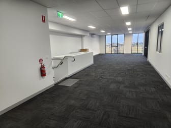 2/28 Peterpaul Way Truganina VIC 3029 - Image 3