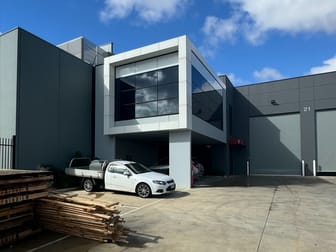Unit 1, 21 Whitfield Boulevard Cranbourne West VIC 3977 - Image 1