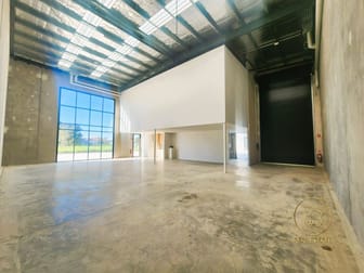 2/235 Robinson road Ravenhall VIC 3023 - Image 2