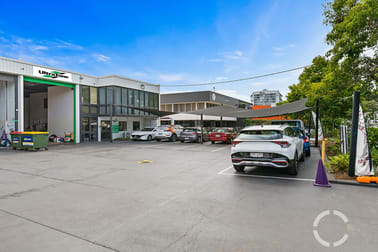 1/18 Bank Street West End QLD 4101 - Image 1