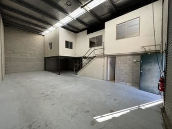Unit 8/4-6 Barry Road Chipping Norton NSW 2170 - Image 2