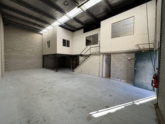Click to view all images Unit 8/4-6 Barry Road Chipping Norton NSW 2170 - Image 2