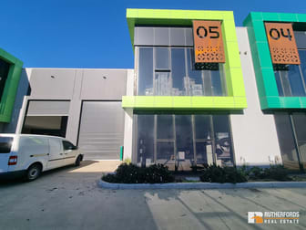 5 & 3/27 Graystone Court Epping VIC 3076 - Image 1