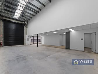 25/2 Fastline Road Truganina VIC 3029 - Image 1