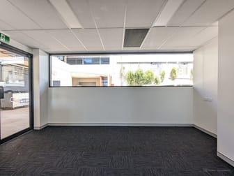 2b/12 Neil Street Toowoomba City QLD 4350 - Image 2