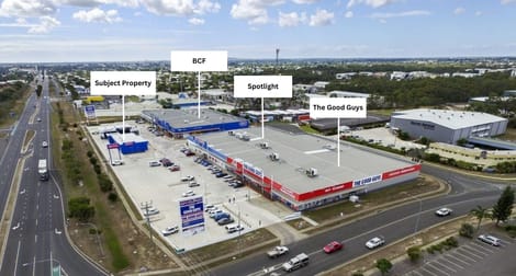 1b/106 Takalvan Street Kensington QLD 4670 - Image 1