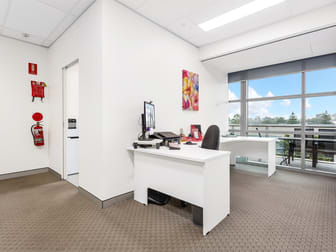 2.09/4 Columbia Court Norwest NSW 2153 - Image 3