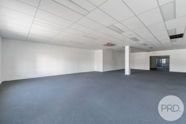2/99 Edward Street Wagga Wagga NSW 2650 - Image 3