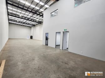 27 McKellar Way Epping VIC 3076 - Image 2