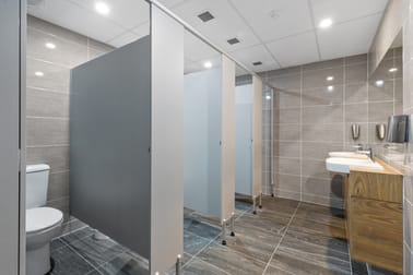 Click to view all images 36 East Street Rockhampton City QLD 4700 - Image 3