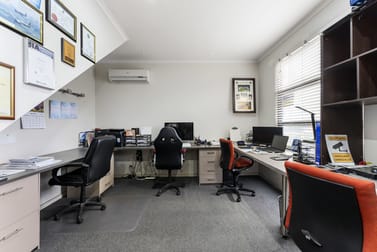 2/50 Heaths Court Mill Park VIC 3082 - Image 2