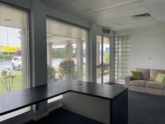 U2/170 Mulgrave Road Westcourt QLD 4870 - Image 2