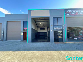 4/5 Activity Crescent Molendinar QLD 4214 - Image 2