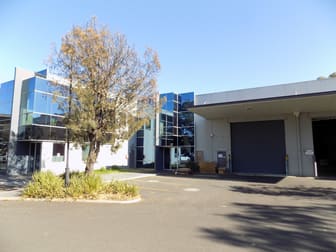 17 Garden Boulevard Dingley Village VIC 3172 - Image 3