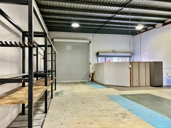2/2 Kendor Street Arundel QLD 4214 - Image 2