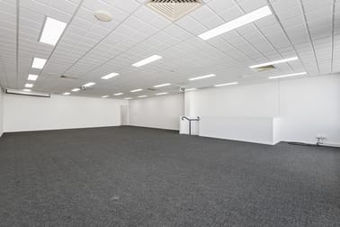 E13/2A Westall Road Clayton VIC 3168 - Image 3