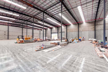 3/114-116 Fred Chaplin Circuit Corbould Park QLD 4551 - Image 2
