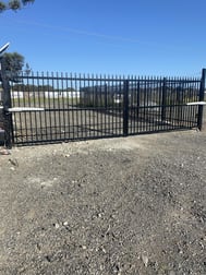 255 Evans Road Cranbourne West VIC 3977 - Image 2