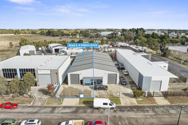 2/4 Villiers Drive Wendouree VIC 3355 - Image 1