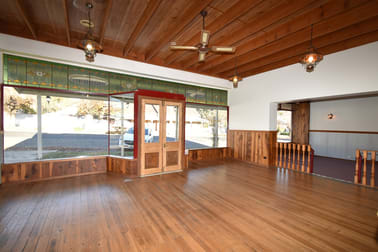44 CAMP STREET Beechworth VIC 3747 - Image 2