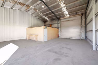 4/5 Trewin Street Wendouree VIC 3355 - Image 3