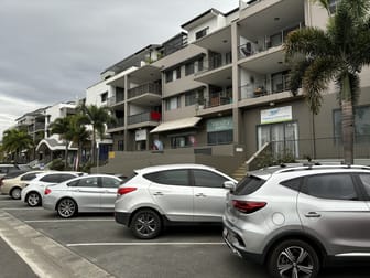 19/2 Acacia Court Robina QLD 4226 - Image 2