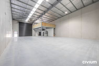 Click to view all images Unit 4/14 Val Reid Crescent Hume ACT 2620 - Image 3