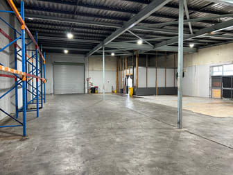 1/10 Central Court Hillcrest QLD 4118 - Image 3
