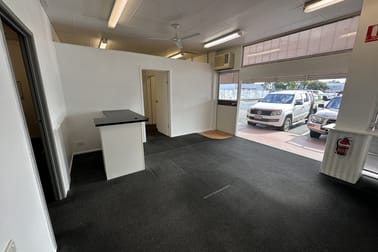 6/106 Nebo Road West Mackay QLD 4740 - Image 2