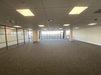 Level 6          6021/Level 6, 6021, 26 Synnot Street Werribee VIC 3030 - Image 1