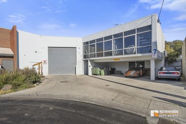 7 Sabre Crescent Tullamarine VIC 3043 - Image 1