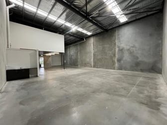 Unit 11/18-20 Edward St Oakleigh VIC 3166 - Image 2