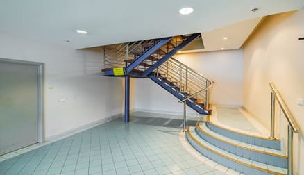 Unit C/465 Plummer St Port Melbourne VIC 3207 - Image 3