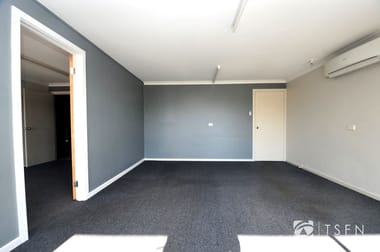 215 Breen Street Golden Square VIC 3555 - Image 3