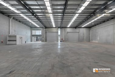 13 Zacara Court Deer Park VIC 3023 - Image 3