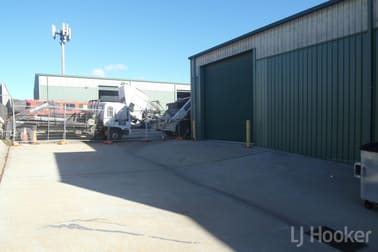 2/14 Endurance Avenue Queanbeyan East NSW 2620 - Image 1