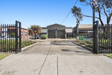 1/32 Macbeth Street Braeside VIC 3195 - Image 2