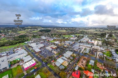 35 Brantome Street Gisborne VIC 3437 - Image 3