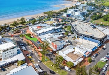2/8 Normanby Street Yeppoon QLD 4703 - Image 2