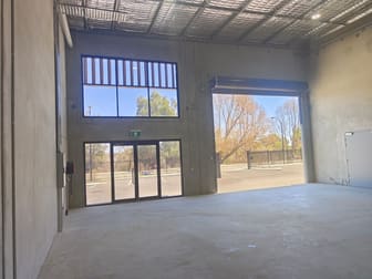 21 Merino Entrance Cockburn Central WA 6164 - Image 2