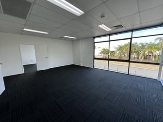 1/2 Success Street Acacia Ridge QLD 4110 - Image 3