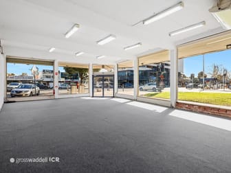 62 Kingsway Glen Waverley VIC 3150 - Image 2