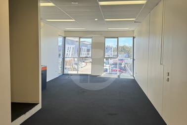 118/7 HOYLE AVENUE Castle Hill NSW 2154 - Image 3